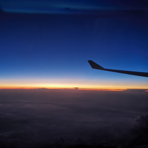 中国瑜伽美女性感丰满和猛男双飞操逼一级黄色
